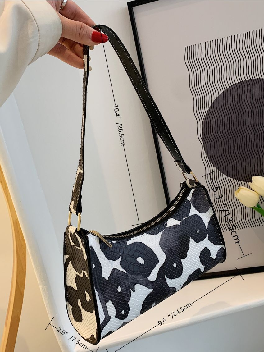 Snakeskin Pattern Graphic Baguette Bag