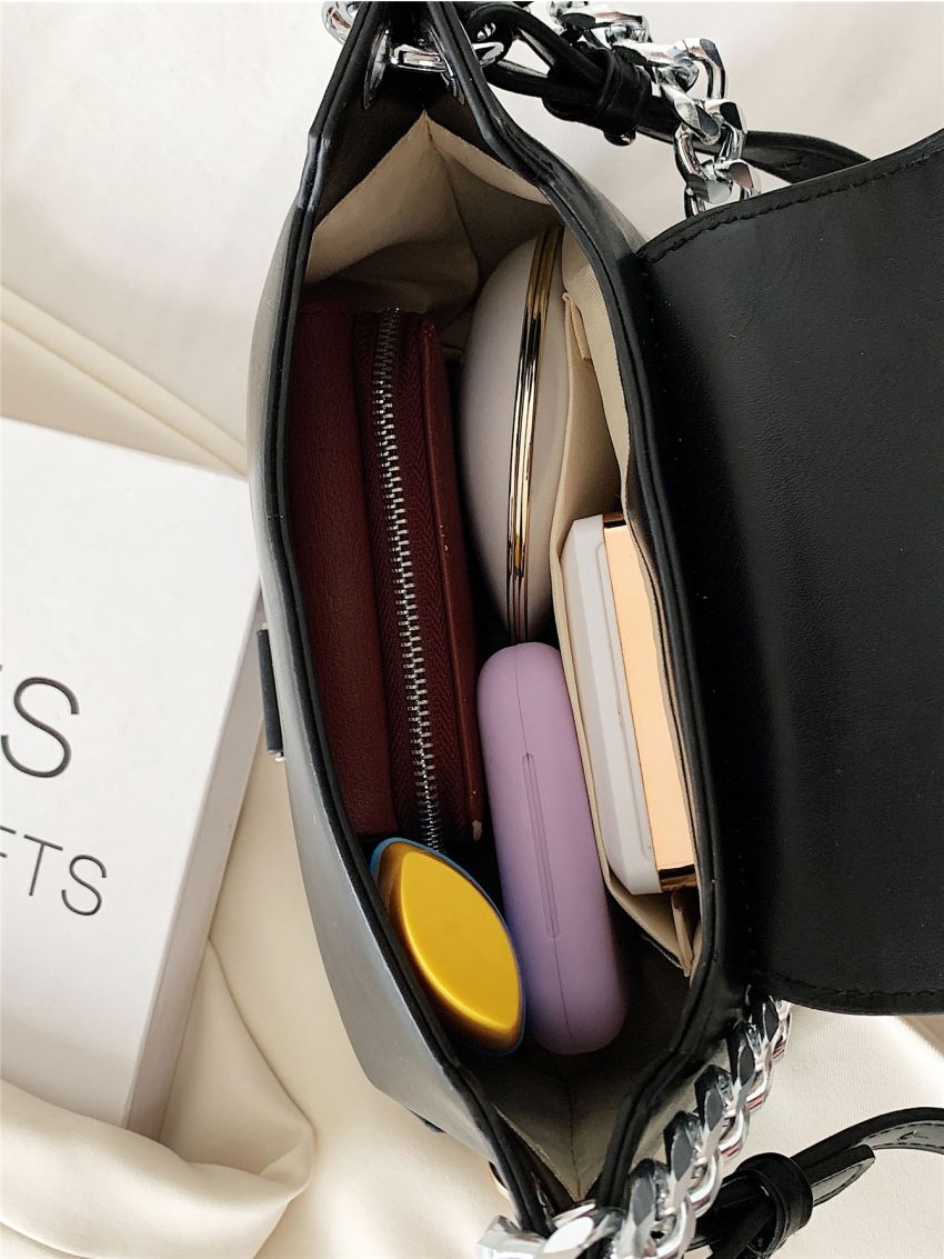 Minimalist Release Buckle Decor Flap Square Bag