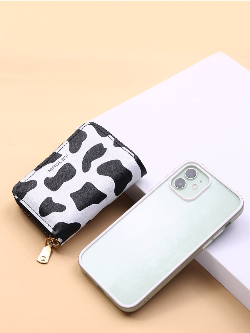 Letter Graphic Zip Card Holder