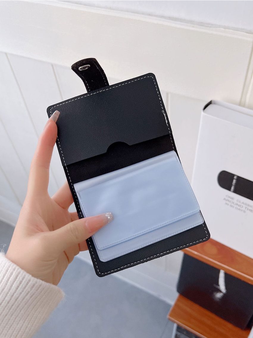 Stitch Detail Card Holder