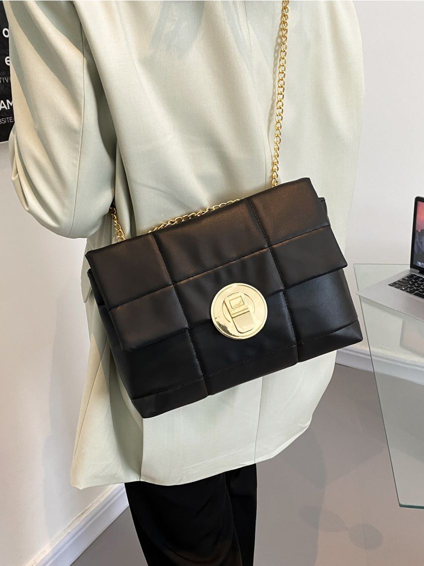 Quilted Pattern Metal Lock Design Shoulder Tote Bag