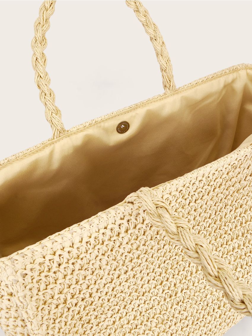 Letter Graphic Straw Bag