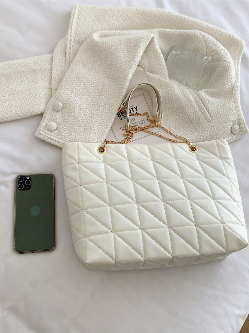 Quilted Chain Shoulder Tote Bag