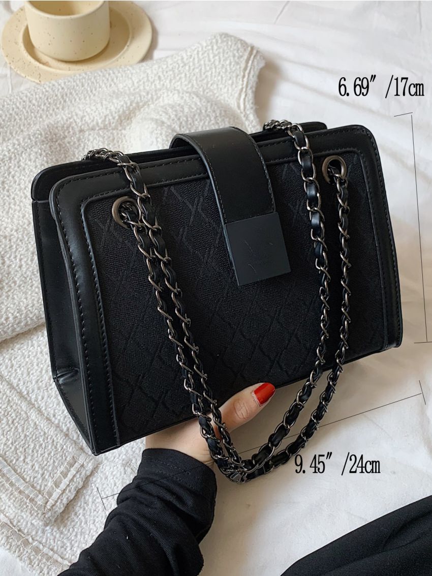 Letter Graphic Chain Shoulder Bag