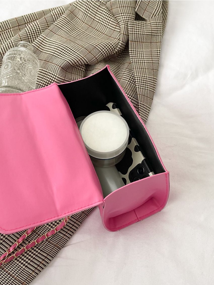 Mini Quilted Pattern Chain Square Bag