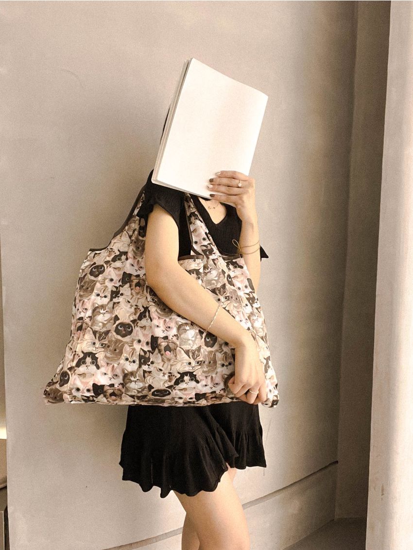 Allover Cartoon Cat Graphic Shopper Bag