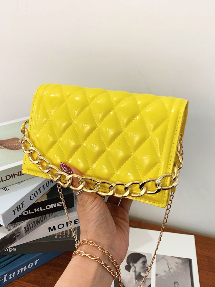 Mini Quilted Pattern Chain Square Bag