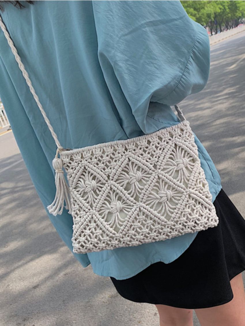 Minimalist Tassel Decor Straw bag