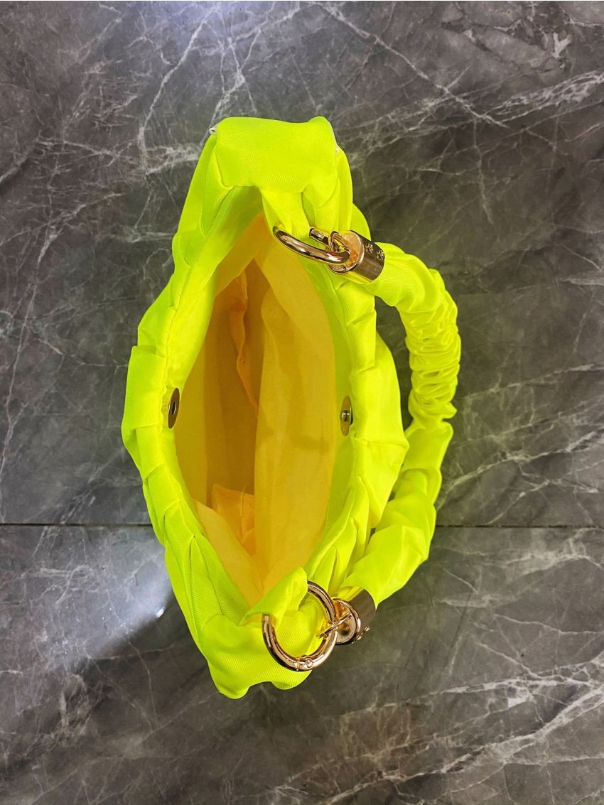 Contrast Piping Ruched Bag