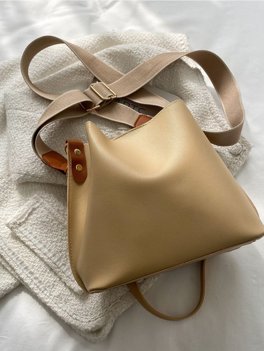 Metal & Patch Decor Bucket Bag