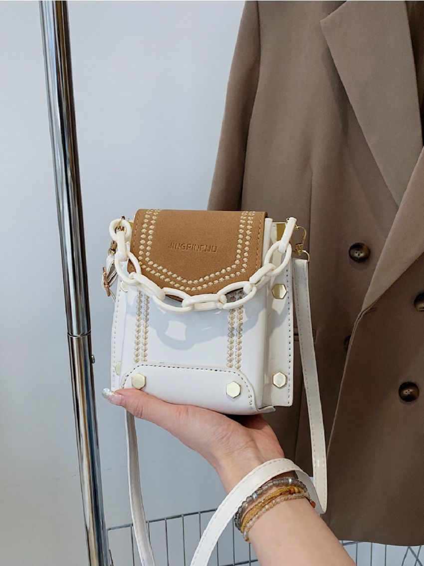 Mini Letter Graphic Chain Square Bag