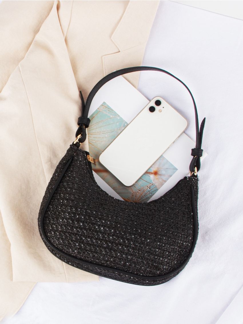 Contrast Piping Straw Bag