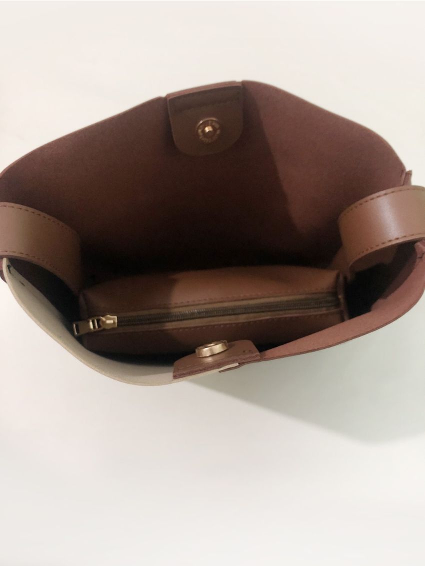 Colorblock Bucket Bag With Inner Pouch