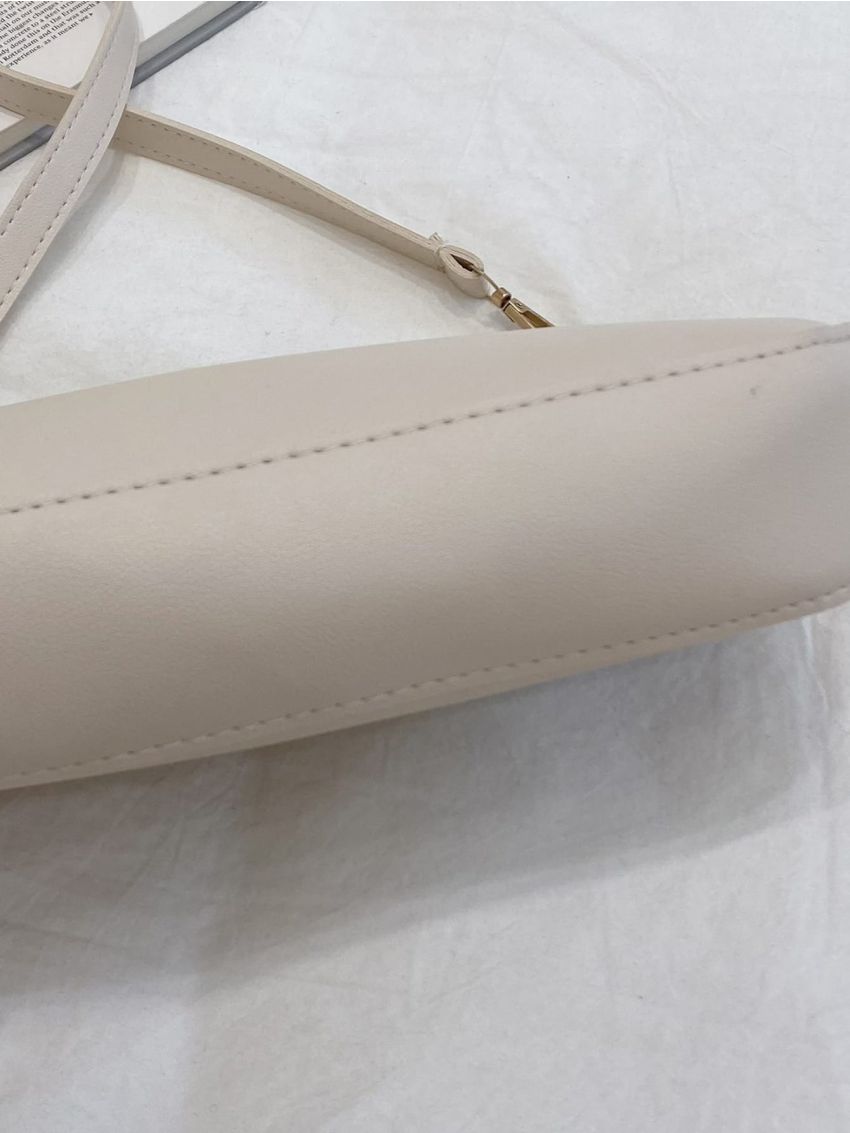 Minimalist Baguette Bag