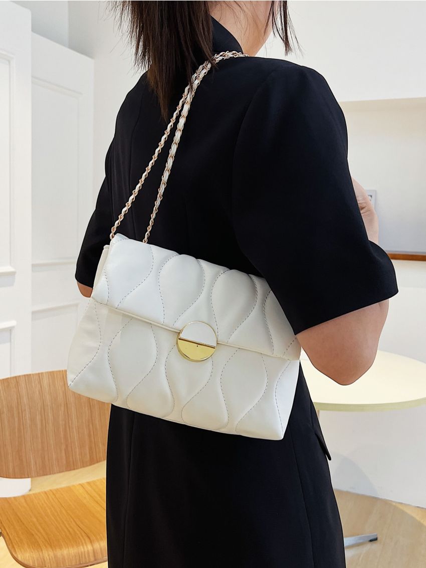 Quilted Pattern Chain Square Bag