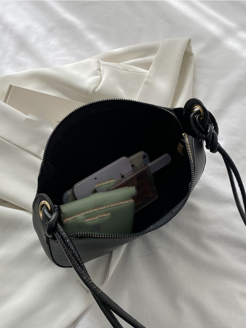 Minimalist Saddle Bag