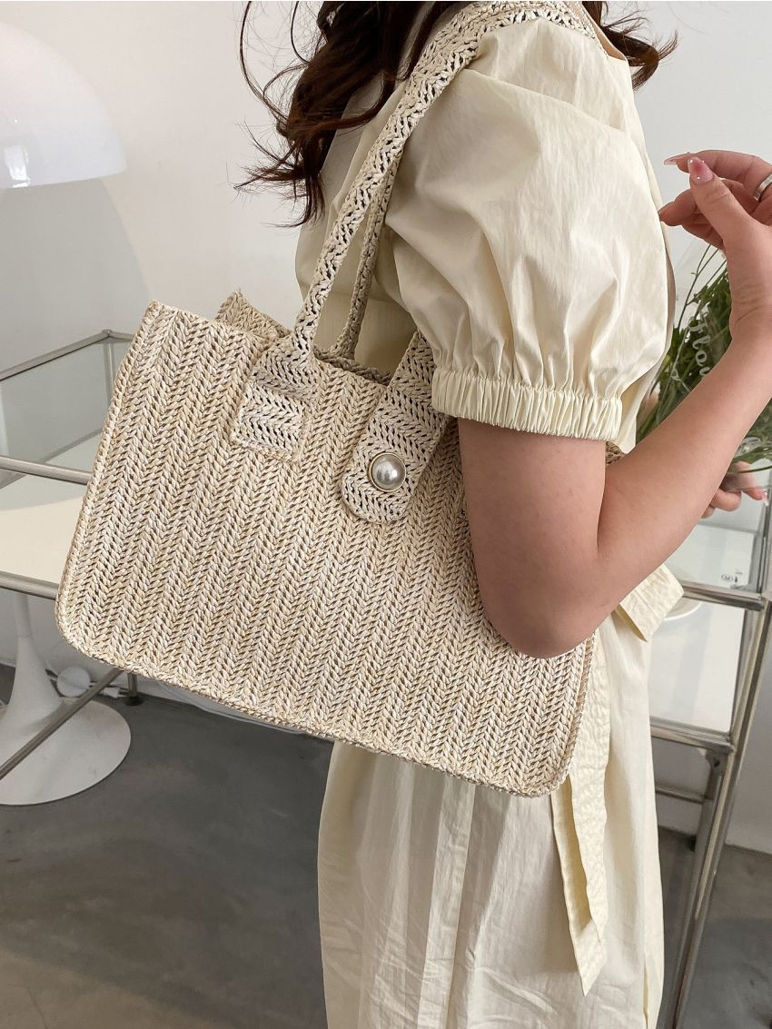 Minimalist Snap Button Straw Bag