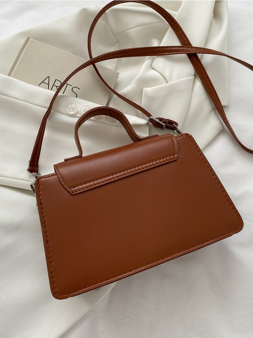 Letter Graphic Chain Decor Flap Square Bag