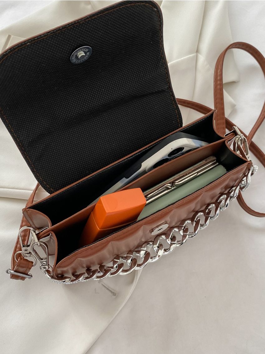 Letter Graphic Chain Decor Flap Square Bag