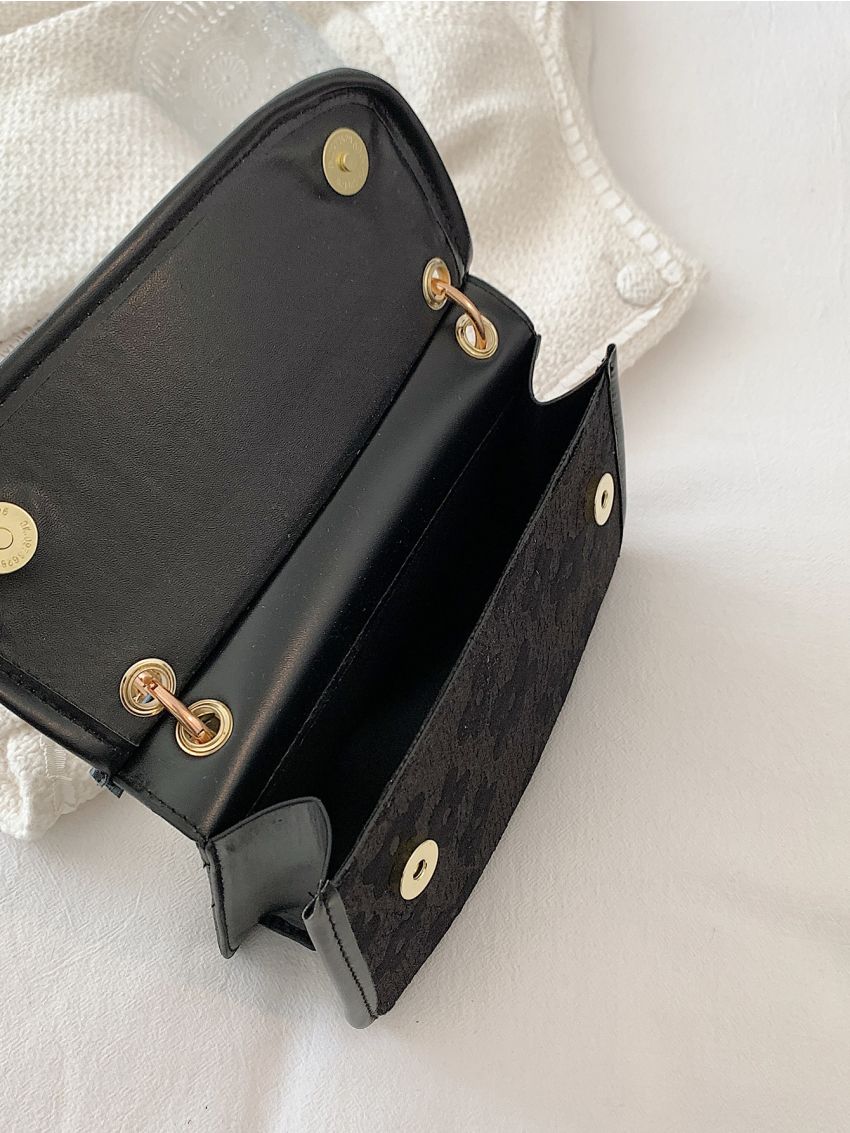 Mini Floral Pattern Flap Chain Square Bag