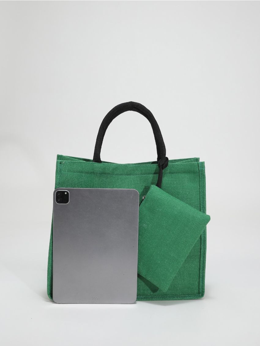 Minimalist Straw Bag With Purse