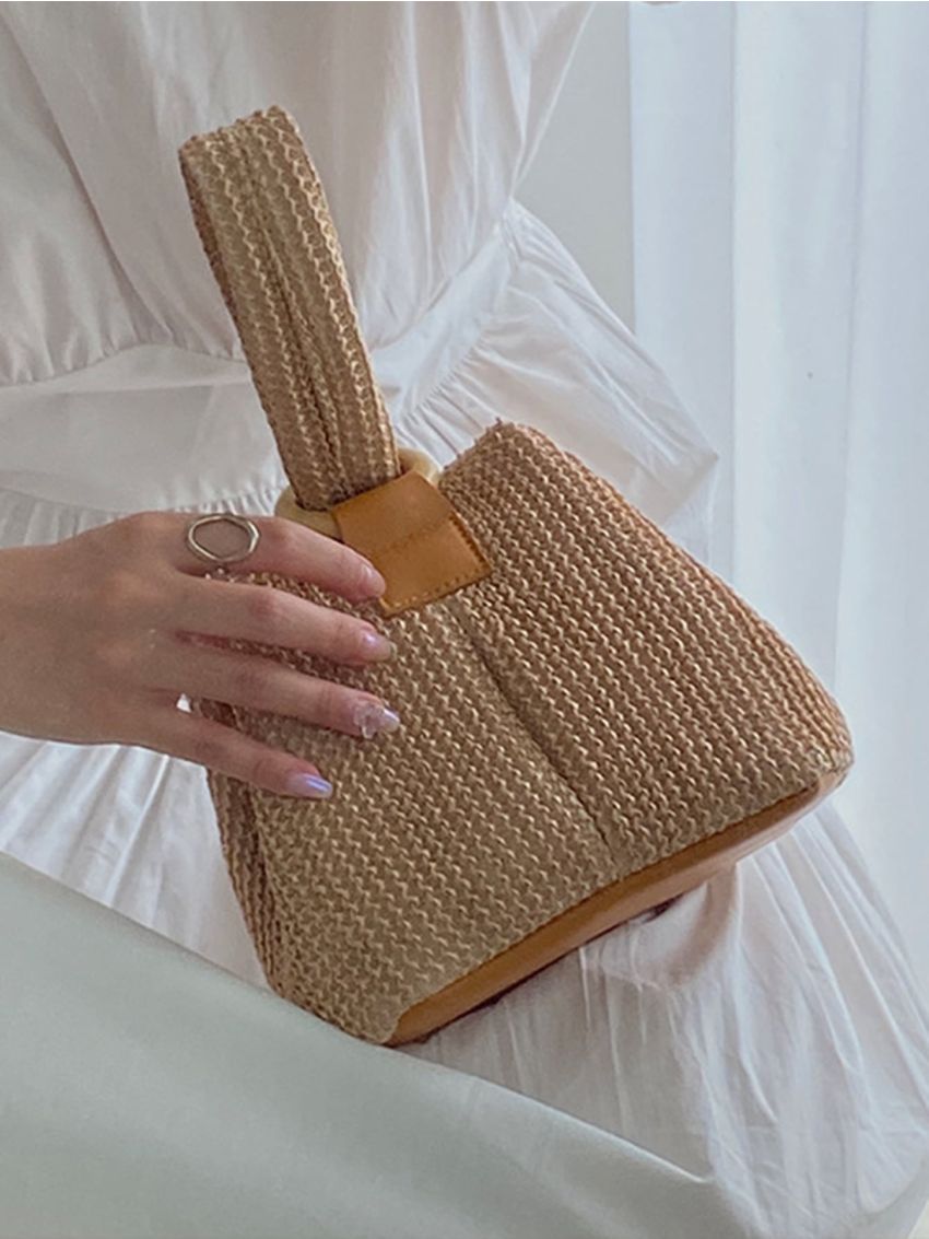Minimalist Chain Straw Bag