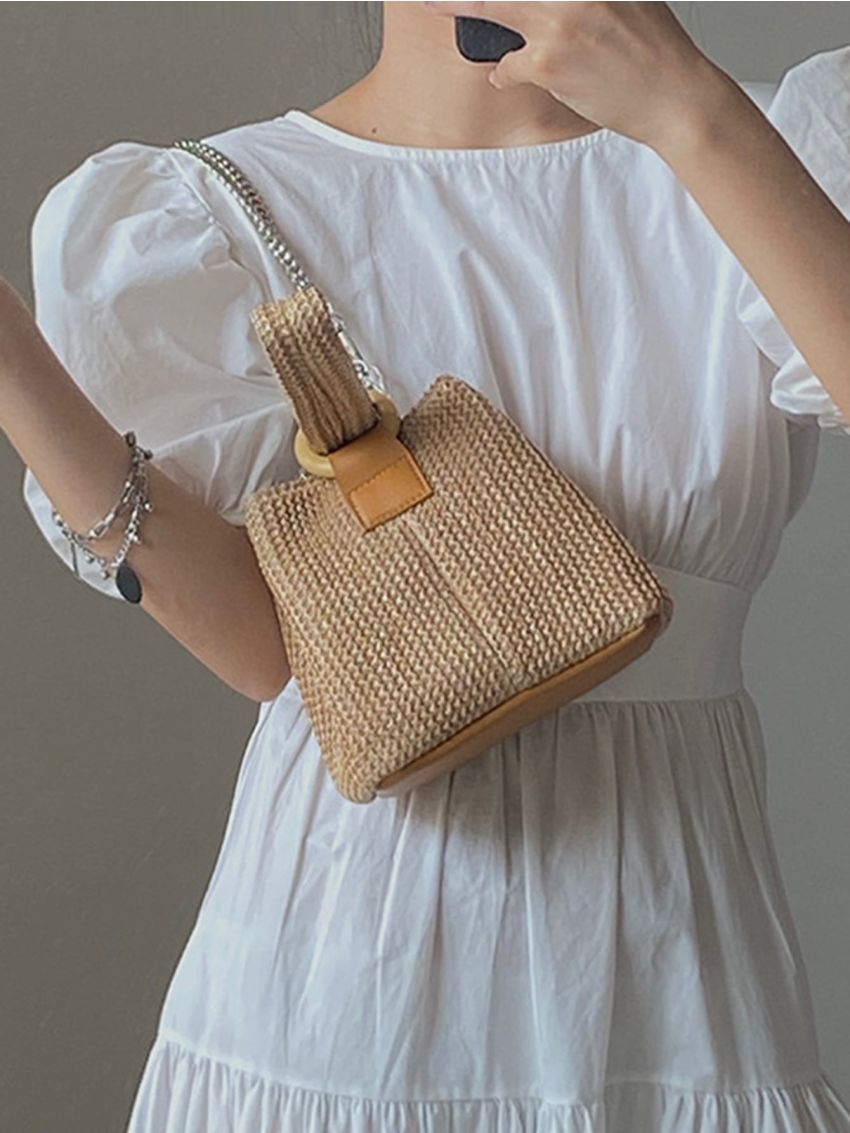 Minimalist Chain Straw Bag