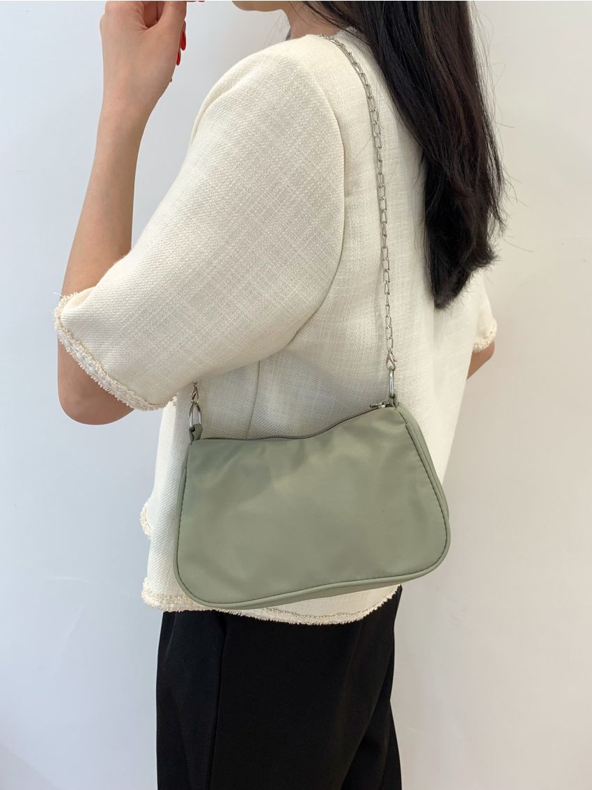 Chain Decor Baguette Bag