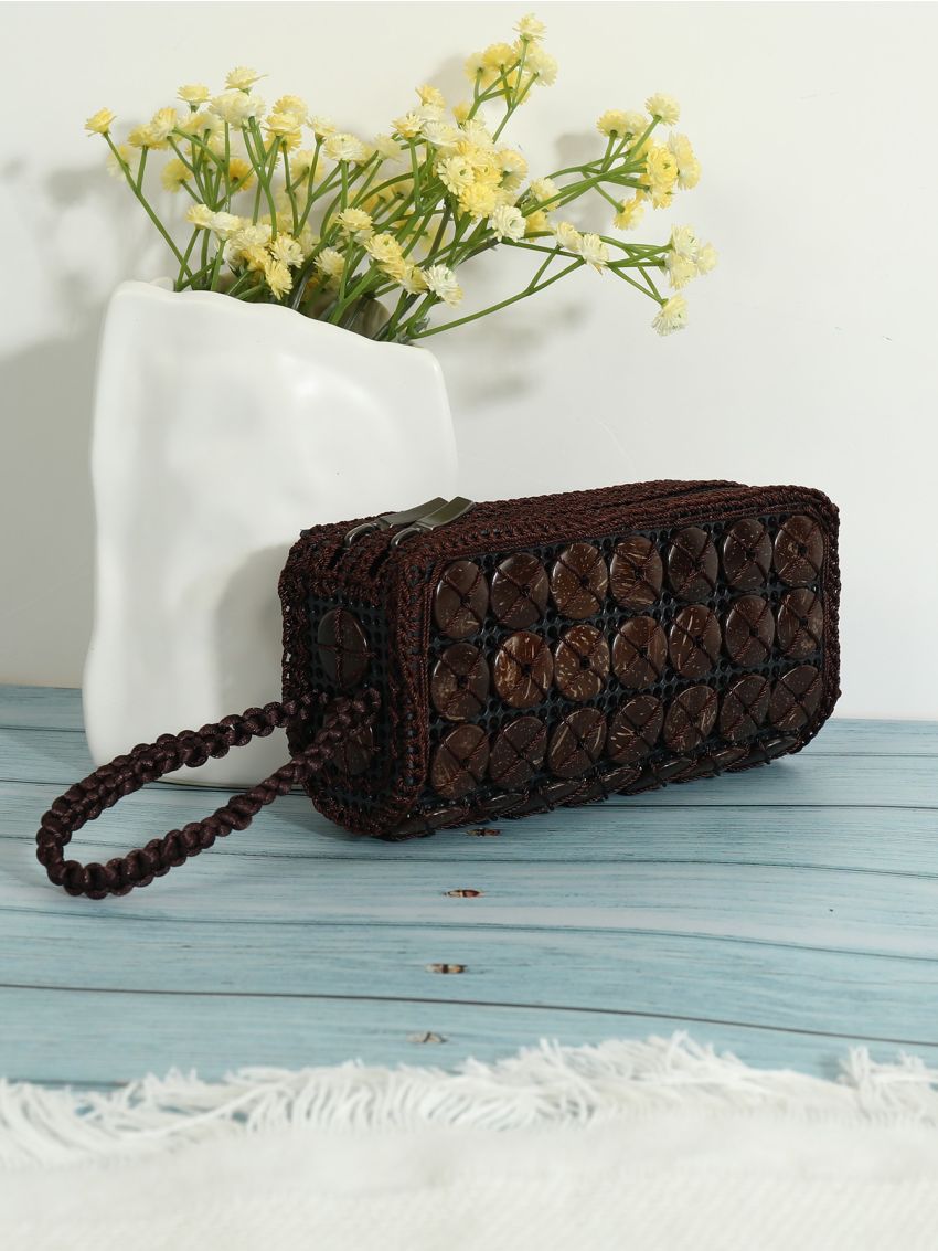 Random Color Coconut Shell Decor Purse