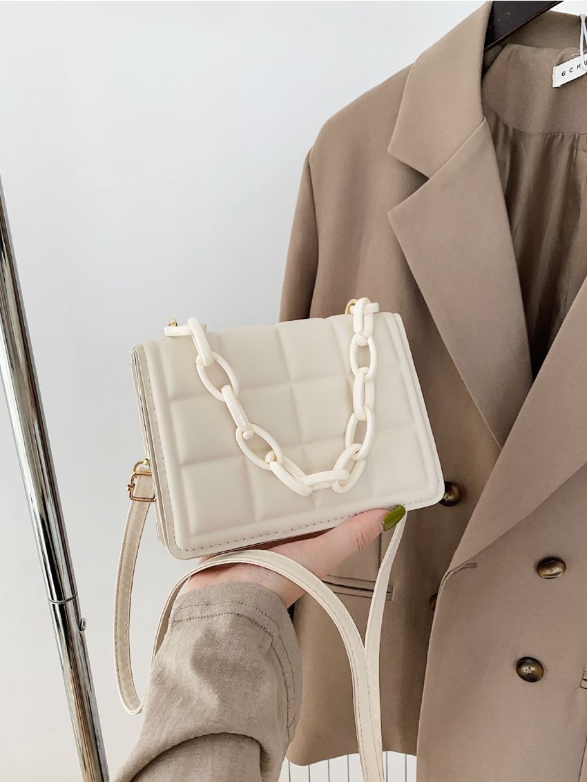 Mini Minimalist Embossed Chain Decor Crossbody Bag