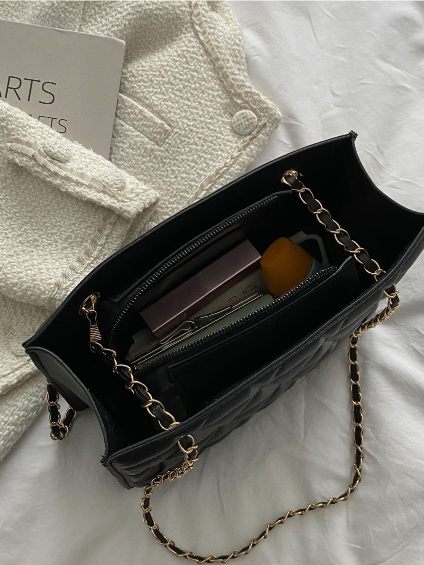 Minimalist Quilted Chain Square Bag
