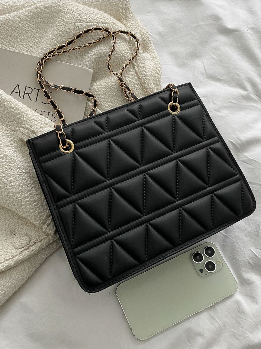 Minimalist Quilted Chain Square Bag