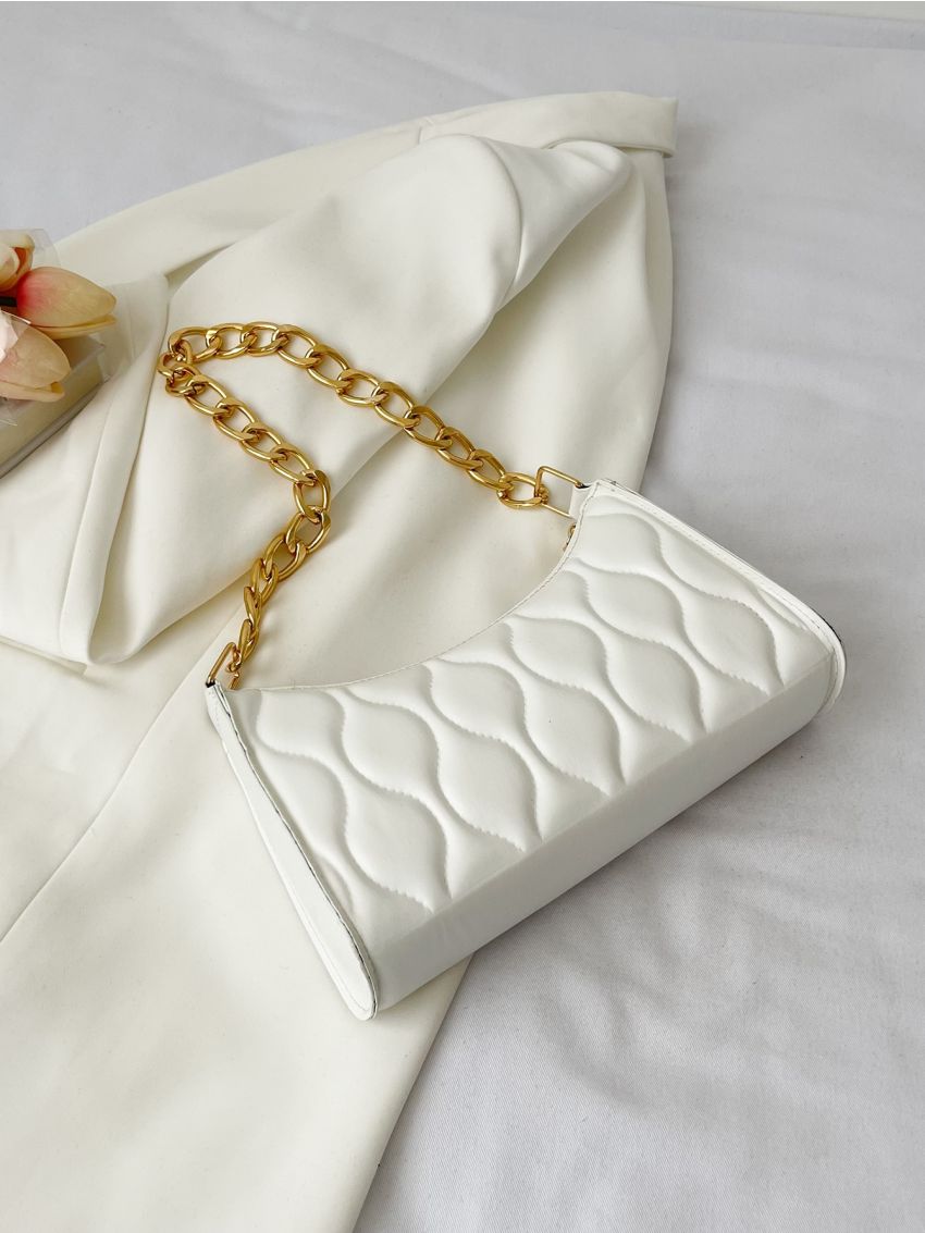 Quilted Detail Chain Baguette Bag