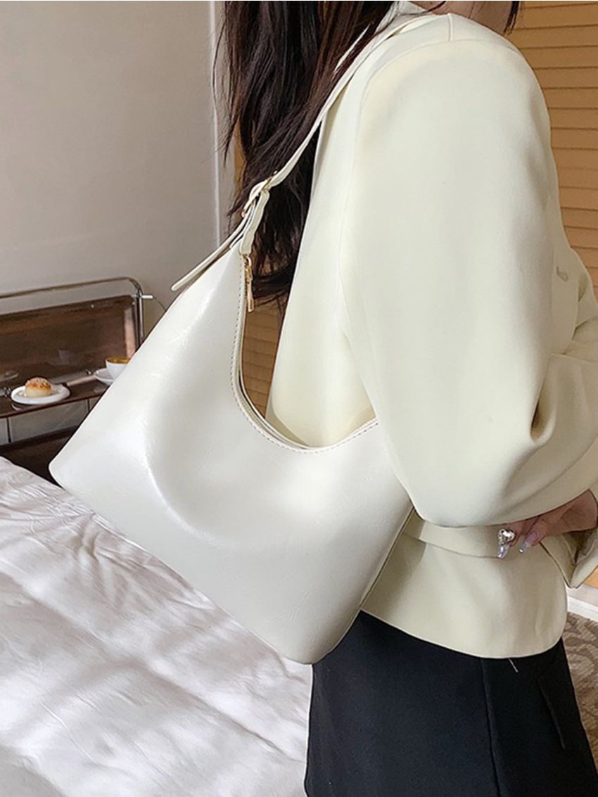 Minimalist Baguette Bag