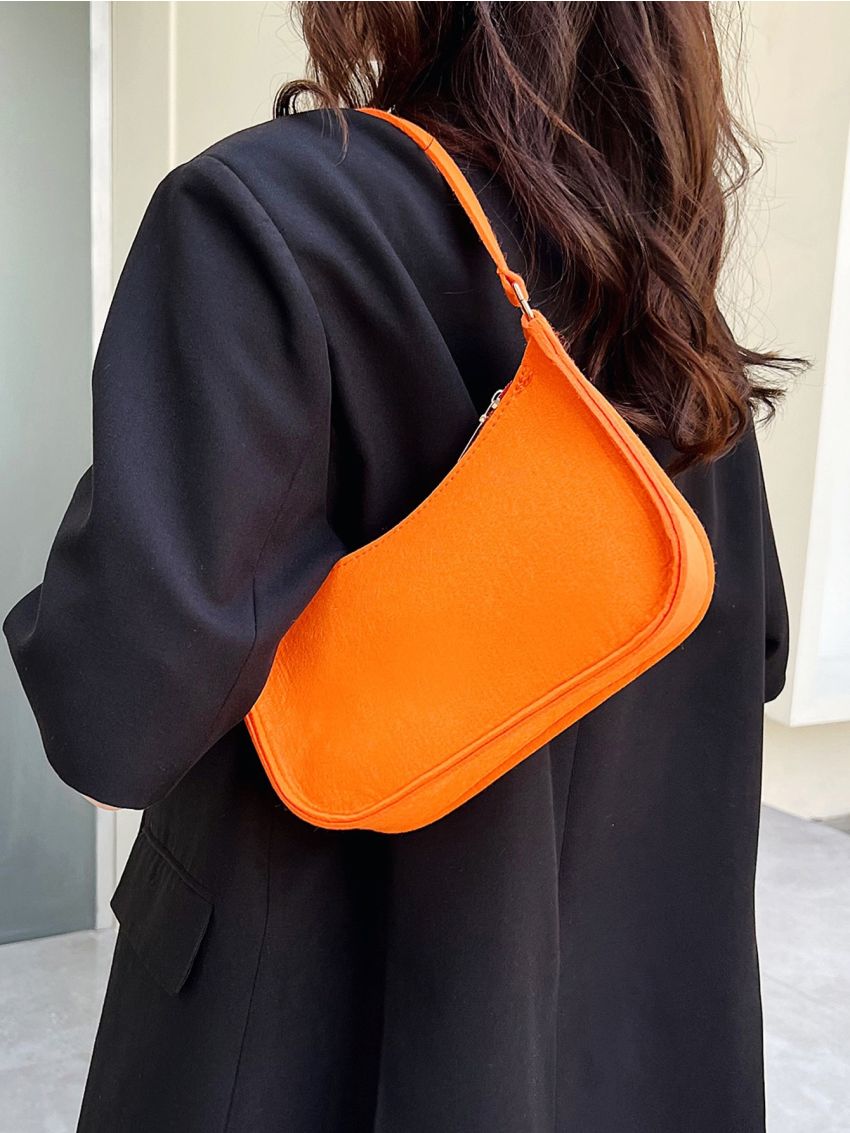 Felt Minimalist Baguette Bag