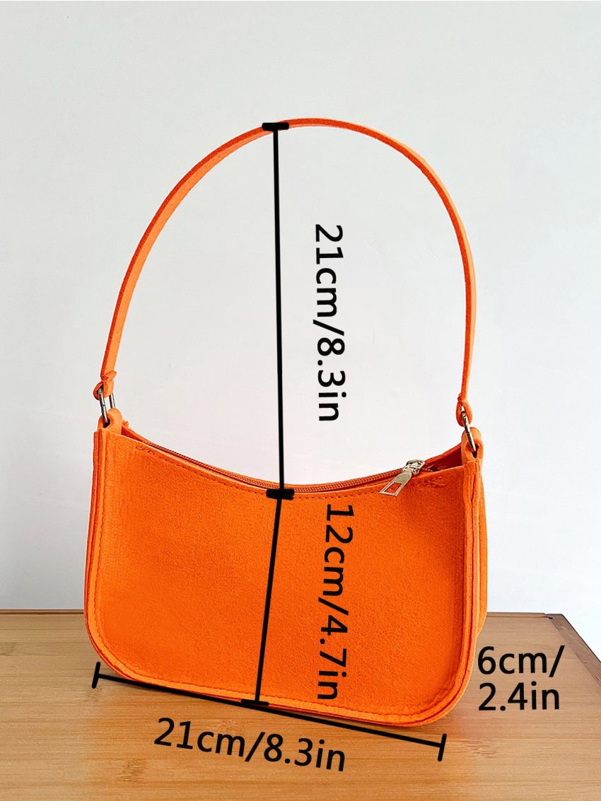 Felt Minimalist Baguette Bag