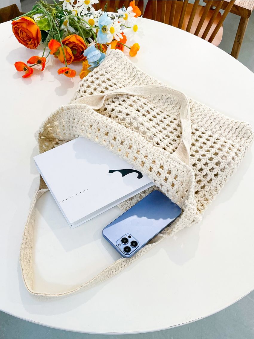 Hollow Out Design Crochet Bag
