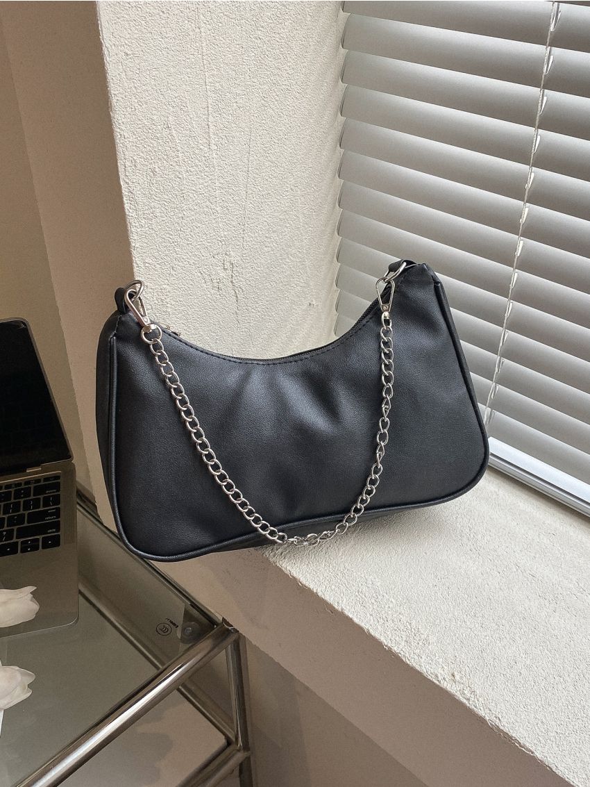 Minimalist Chain Baguette Bag