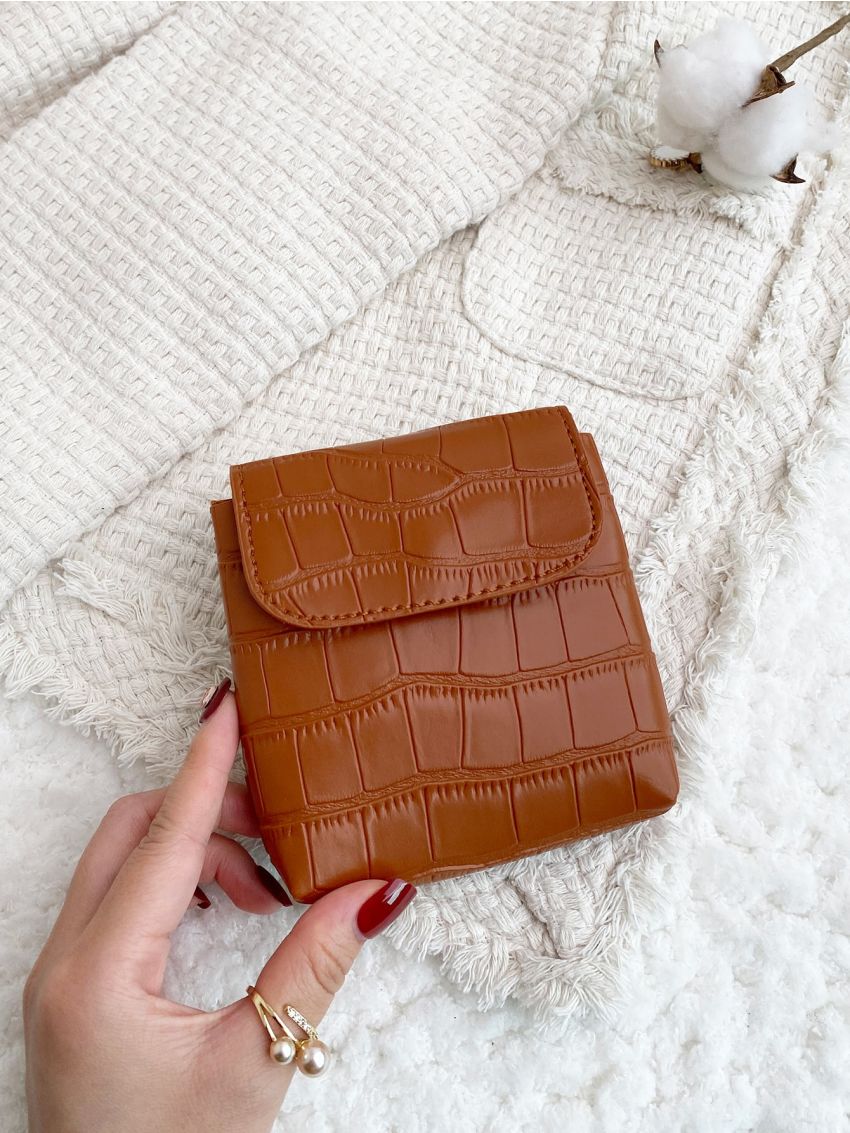 Crocodile Embossed Pressed Button Flap Coin Purse Fashion Small Purse