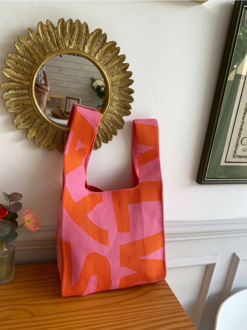 Letter Graphic Crochet Bag