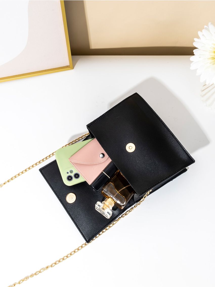 Mini Metal Letter Decor Flap Chain Bag