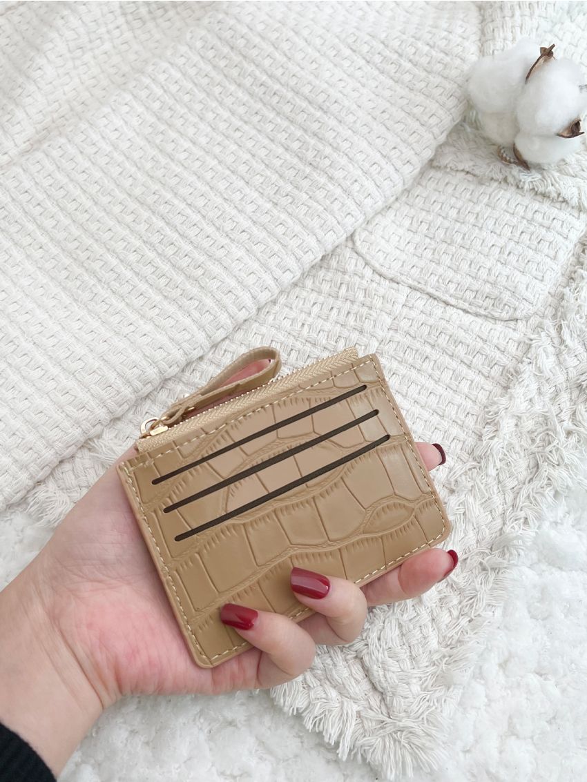 Crocodile Embossed Card Holder