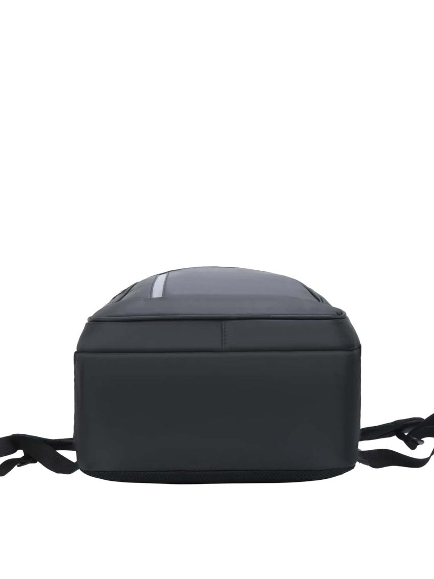 Men Minimalist Pocket Front Backpack