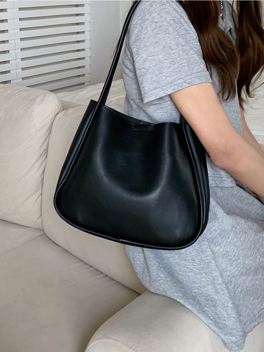 Minimalist Shoulder Bag With Inner Pouch