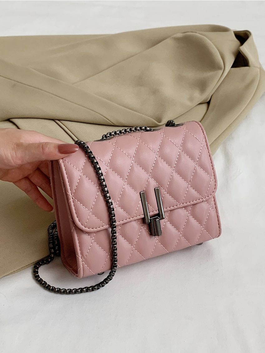 Mini Argyle Quilted Metal Lock Flap Chain Square Bag