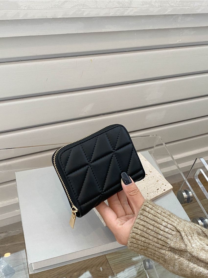 Quilted Pattern Card Holder