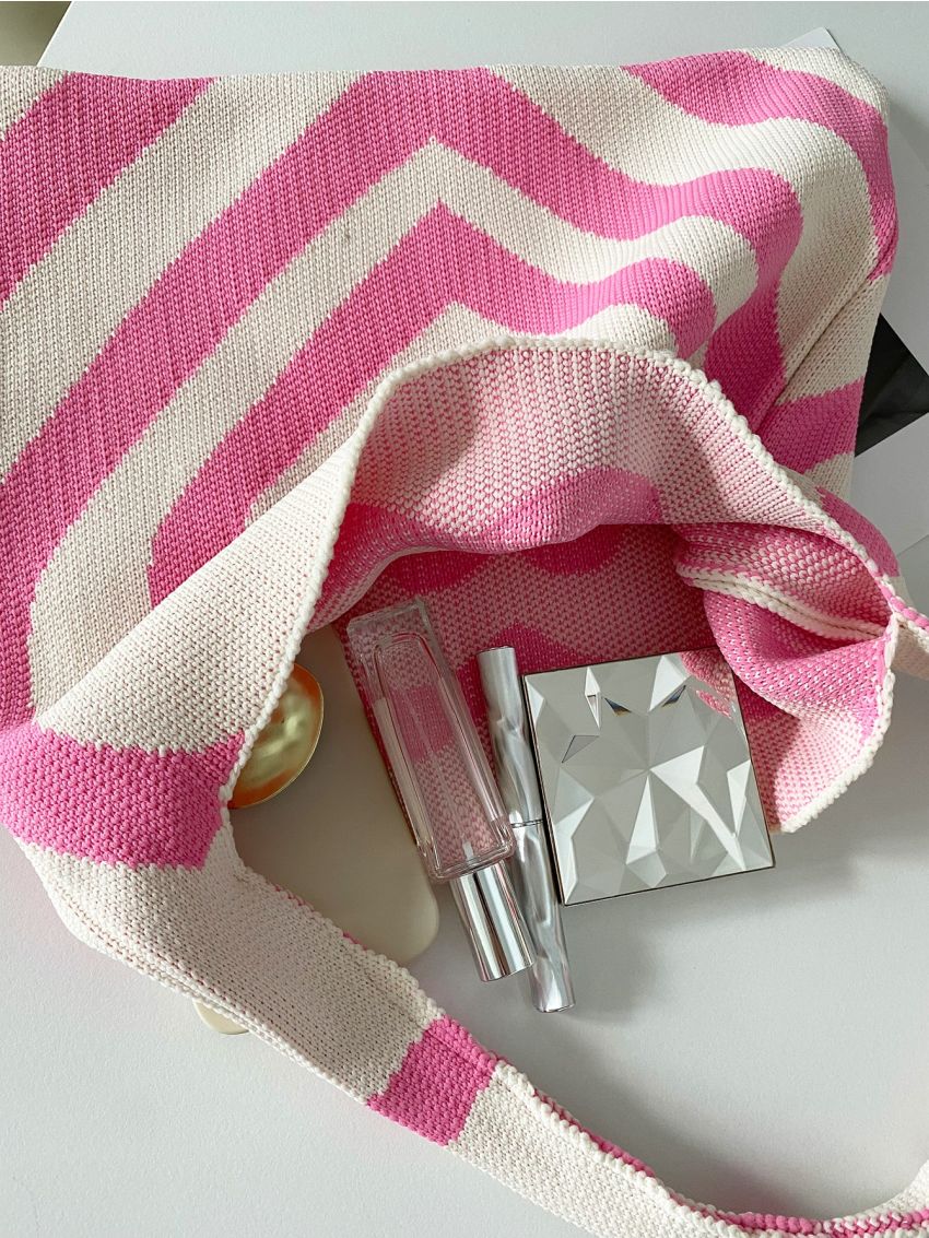 Heart Pattern Crochet Bag