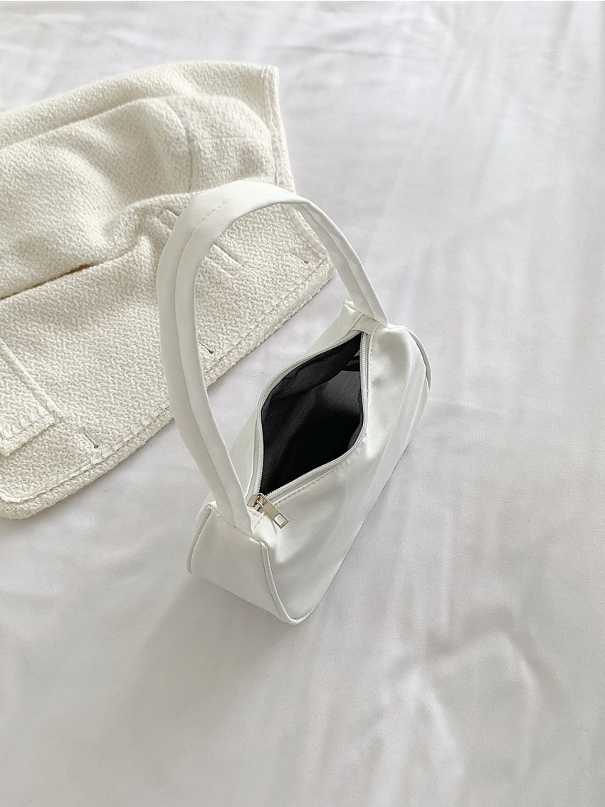 Minimalist Baguette Bag