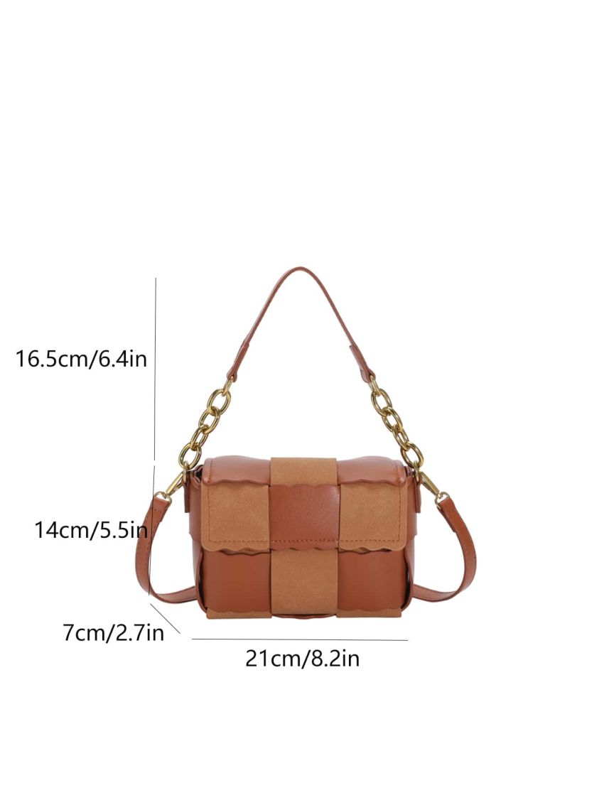 Two Tone Scallop Trim Square Bag