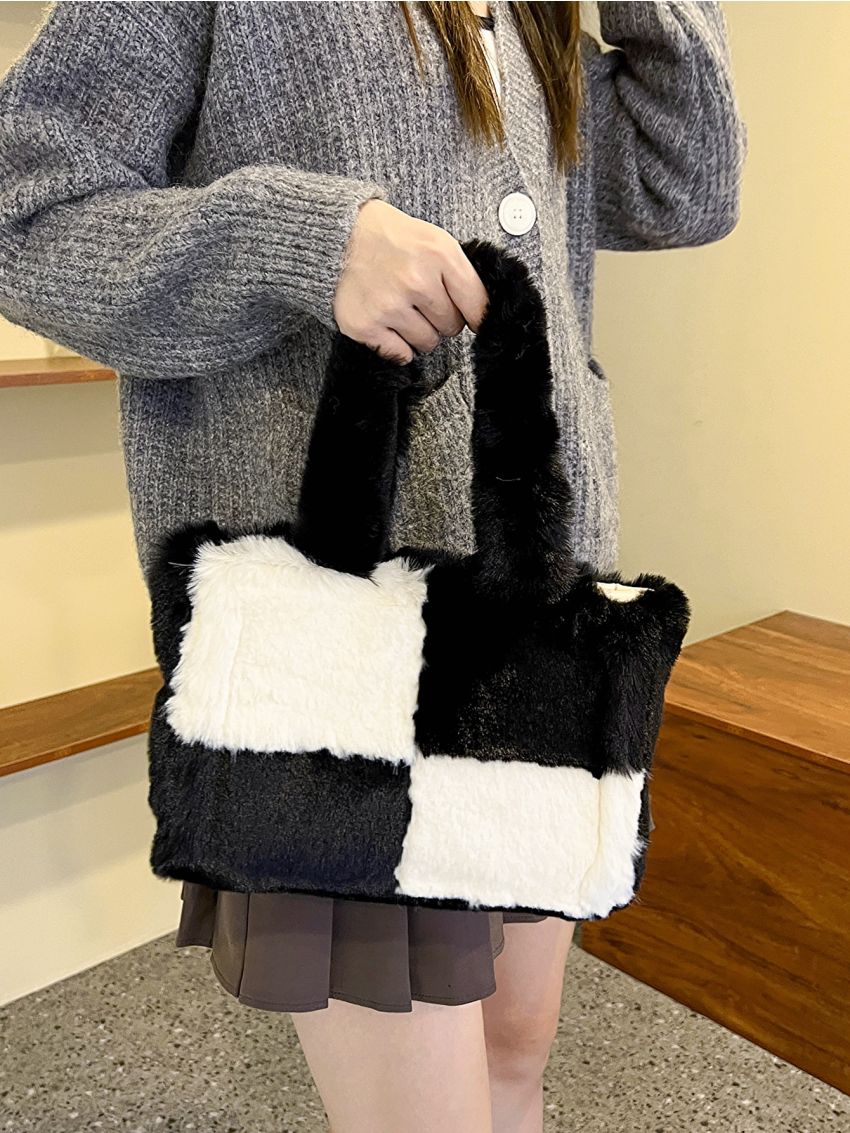 Two Tone Fuzzy Shoulder Bag